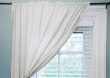 Which Blinds And Curtains Are Good If You are Renting Home?