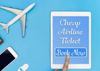 How are Online Ticket Booking Platforms Helping travellers?