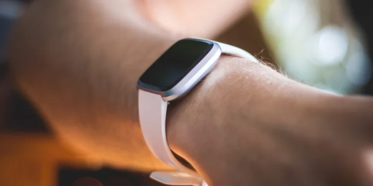 Smartwatch wearable sensor used for anxiety monitoring and biofeedback therapy