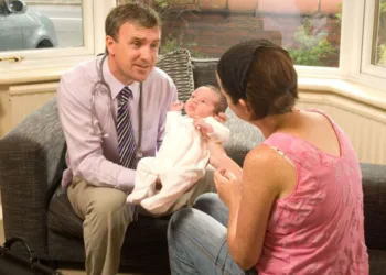 Remember These Tips To Take Care Of New Born Baby