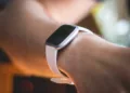 Smartwatch wearable sensor used for anxiety monitoring and biofeedback therapy